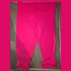 Pink Lululemon crop leggings